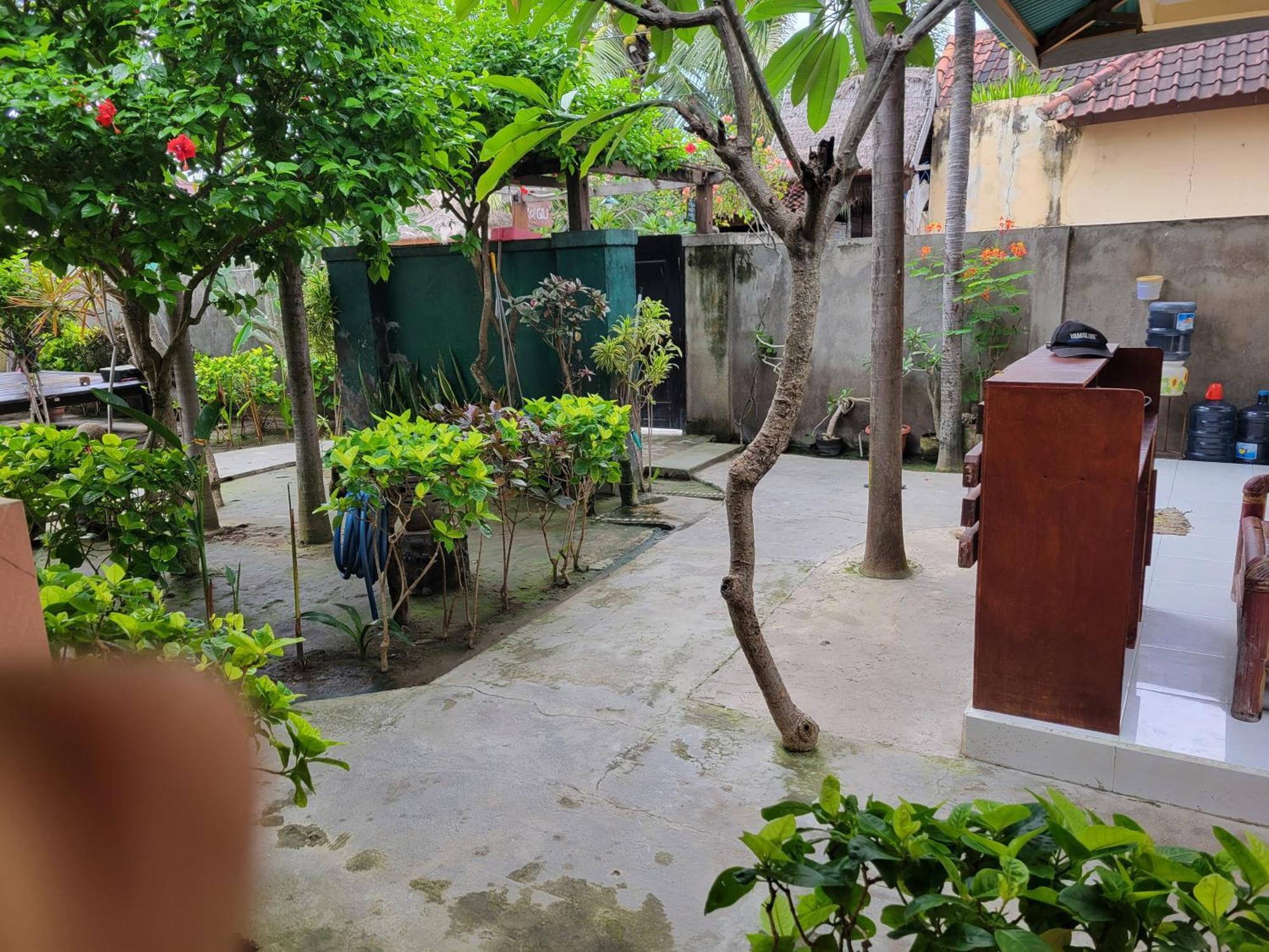 Koi Gili Guest House Gili Trawangan Eksteriør bilde